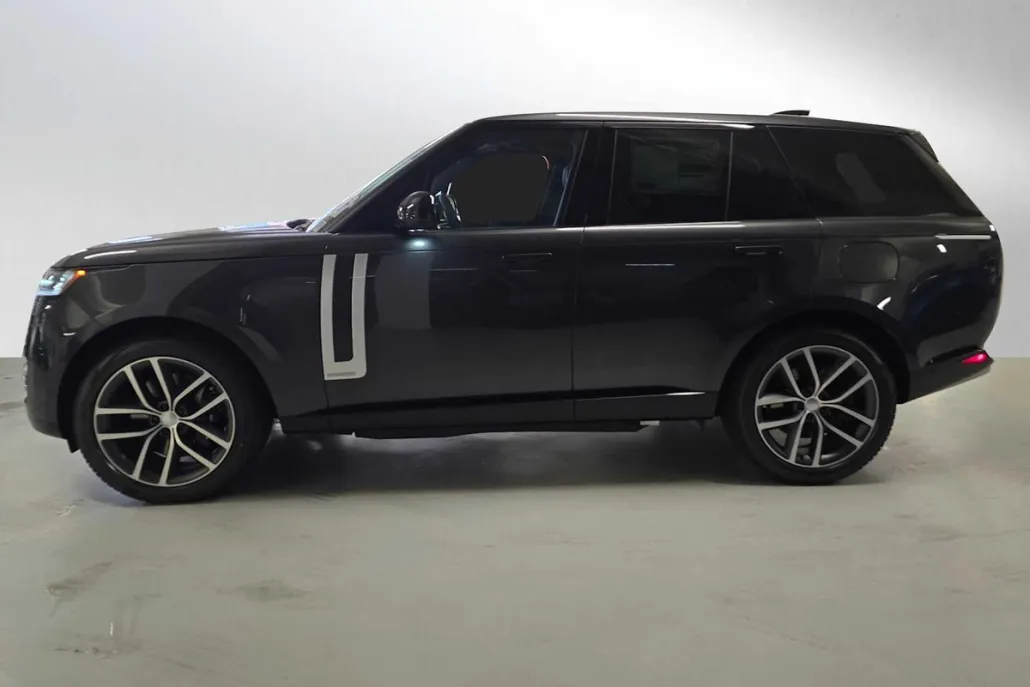 2025 Land Rover Range Rover Autobiography photo 1