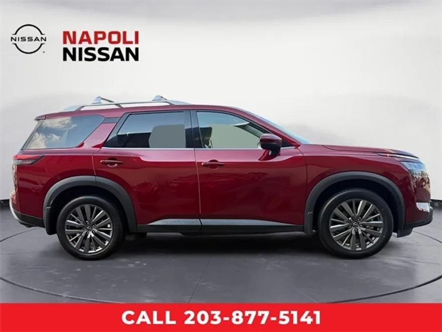 2023 Nissan Pathfinder SL photo 1