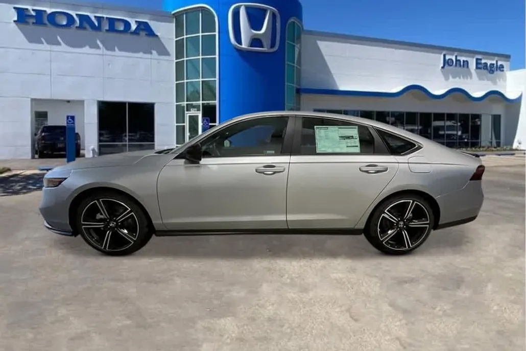2025 Honda Accord Hybrid Sport photo 1