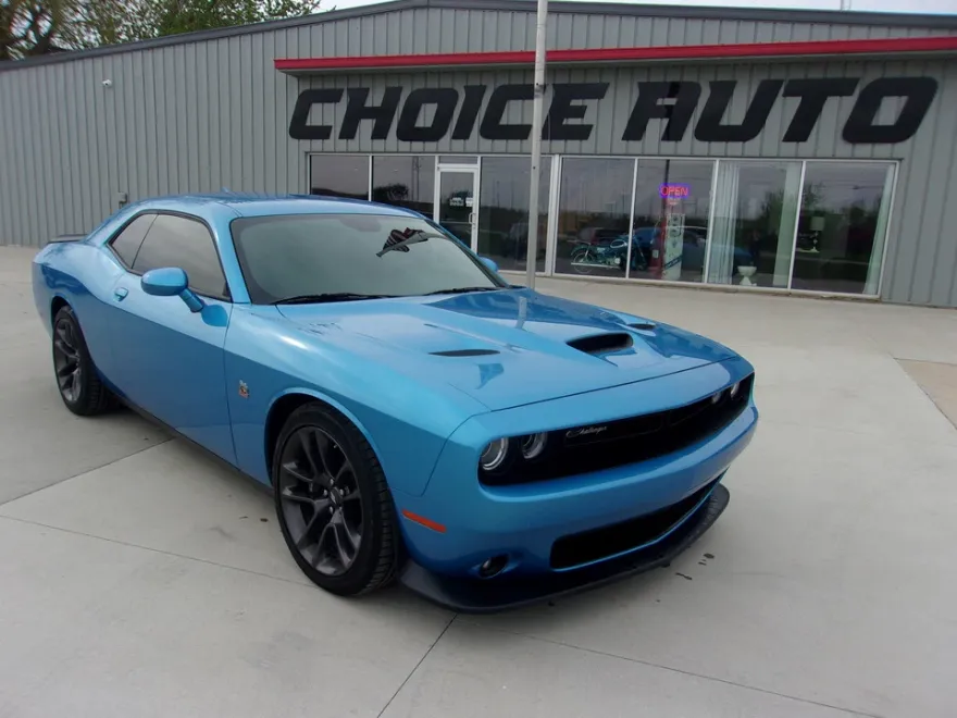 2023 Dodge Challenger R/T Scat Pack photo 1