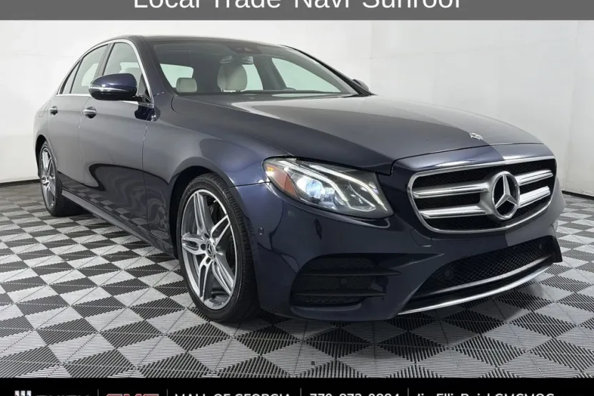 2018 Mercedes Benz E 300 photo 1