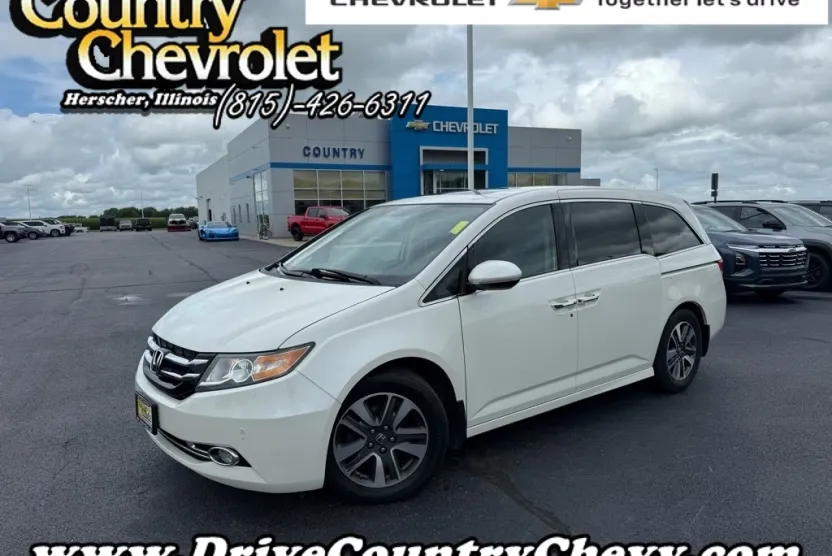 2016 Honda Odyssey Touring Elite photo 1