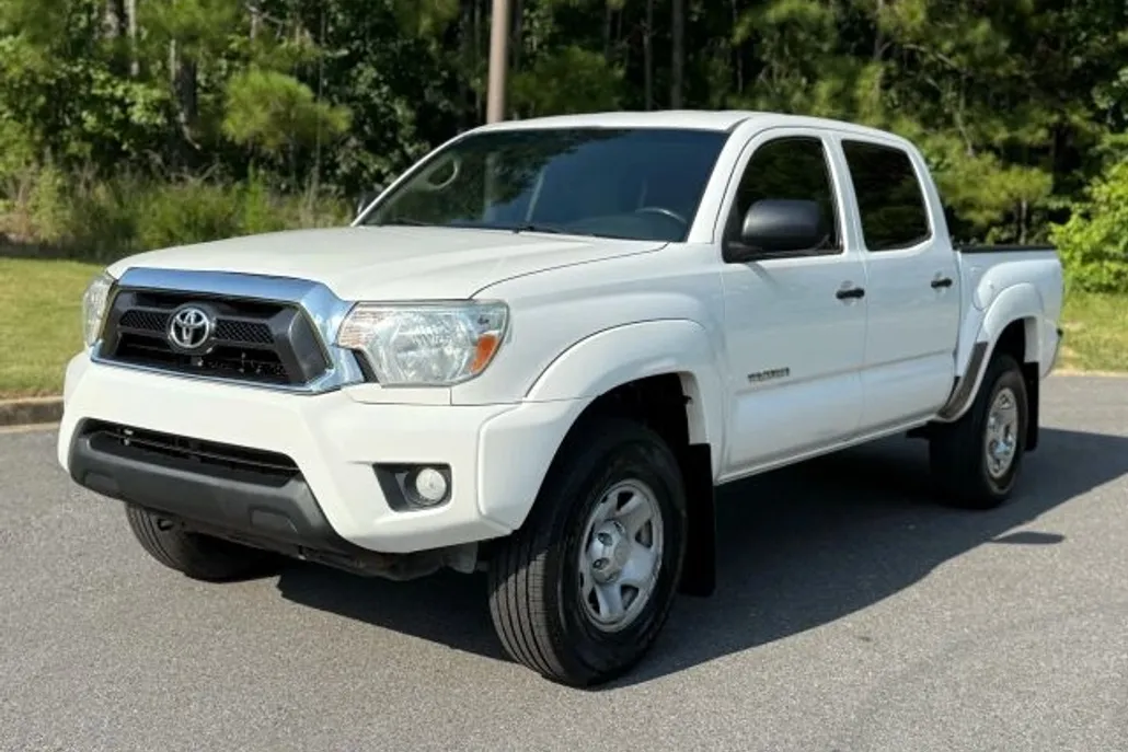 2015 Toyota Tacoma Double Cab PreRunner photo 1