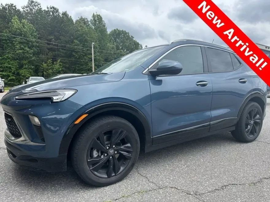 2024 Buick Encore GX Sport Touring photo 1
