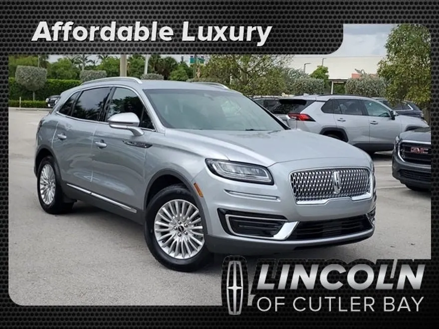 2020 Lincoln Nautilus Standard photo 1
