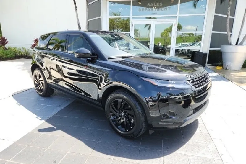 2024 Land Rover Range Rover Evoque S photo 1
