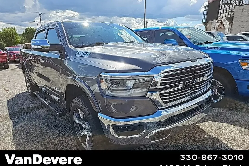 2019 Ram 1500 Laramie photo 1
