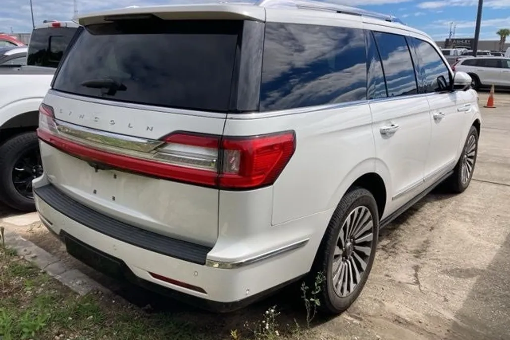 2021 Lincoln Navigator Reserve photo 1