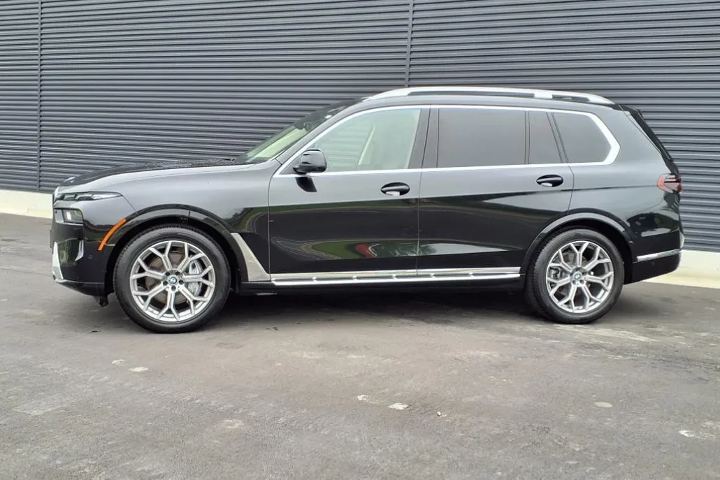 2023 Bmw X7 xDrive40i photo 1