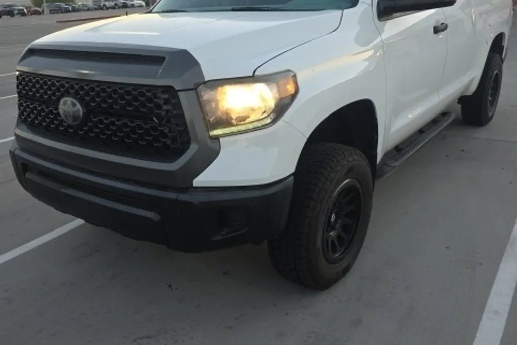 2019 Toyota Tundra SR5 Grade photo 1