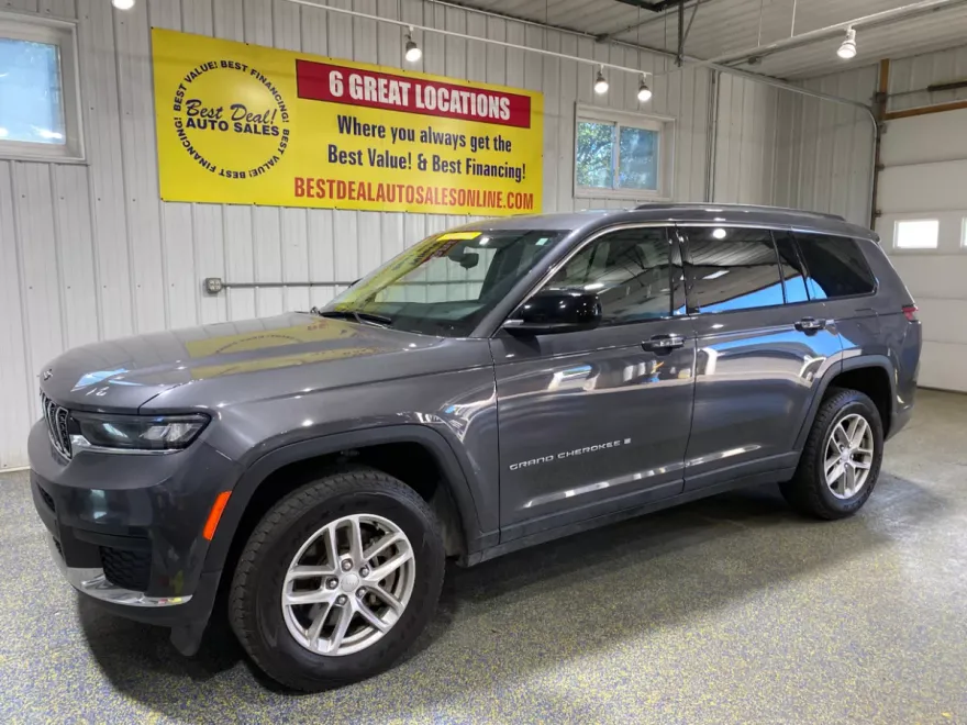 2021 Jeep Grand Cherokee Laredo photo 1