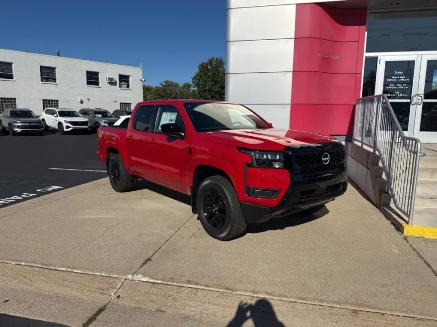 2026 Nissan Frontier SV photo 1