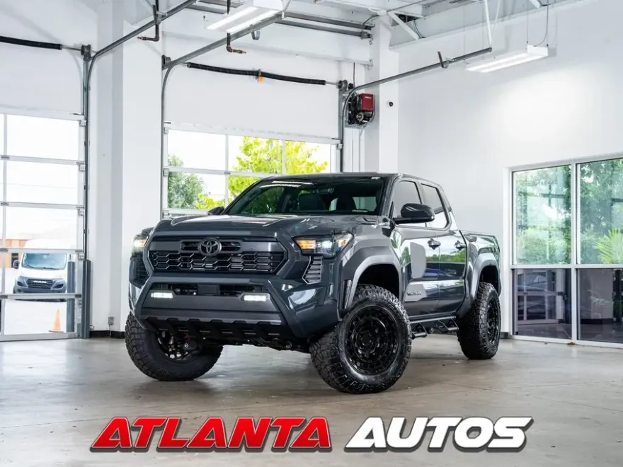 2025 Toyota Tacoma photo 1