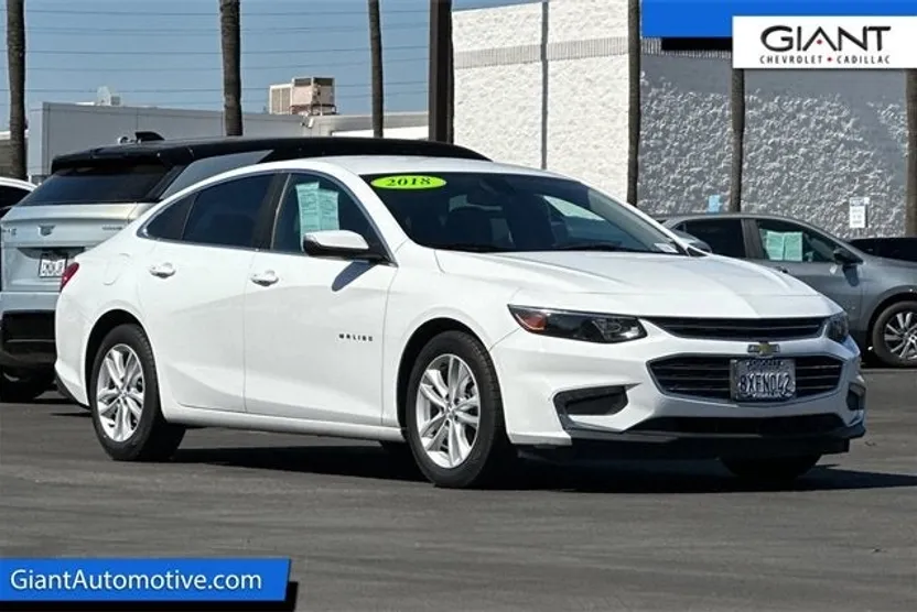 2018 Chevrolet Malibu 1LT photo 1