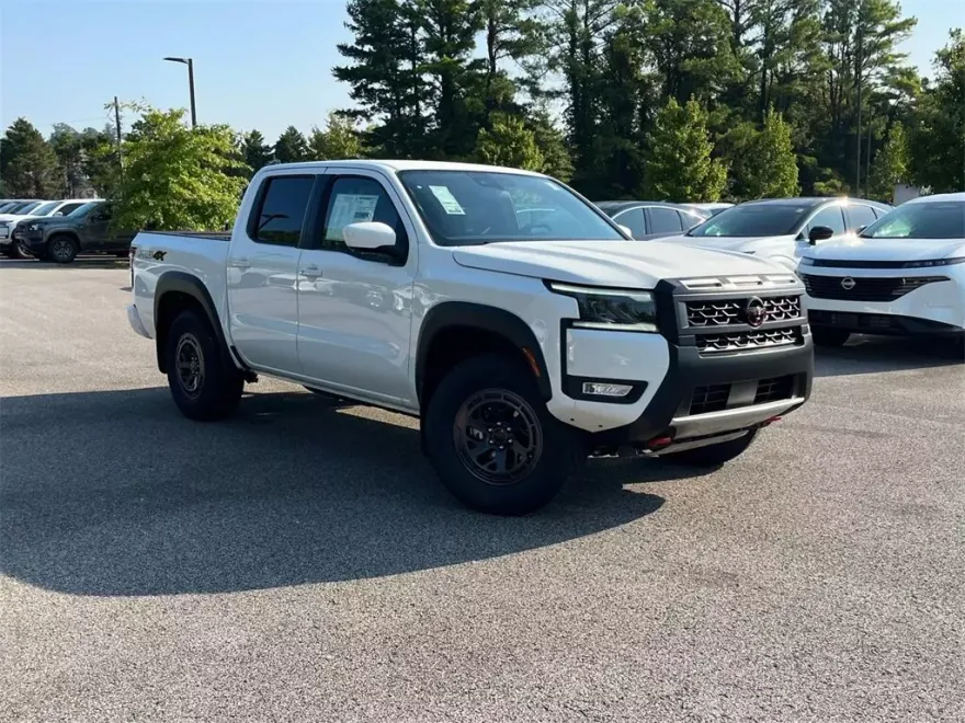 2026 Nissan Frontier PRO-4X photo 1