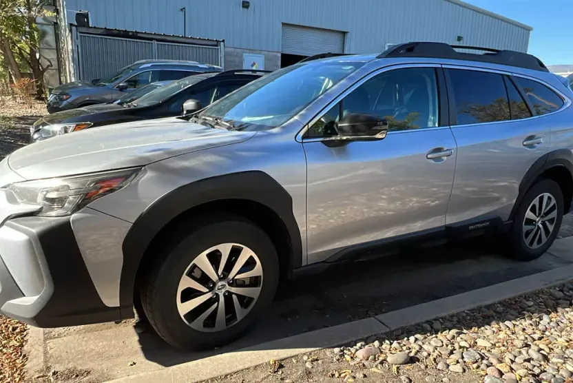 2024 Subaru Outback Premium photo 1
