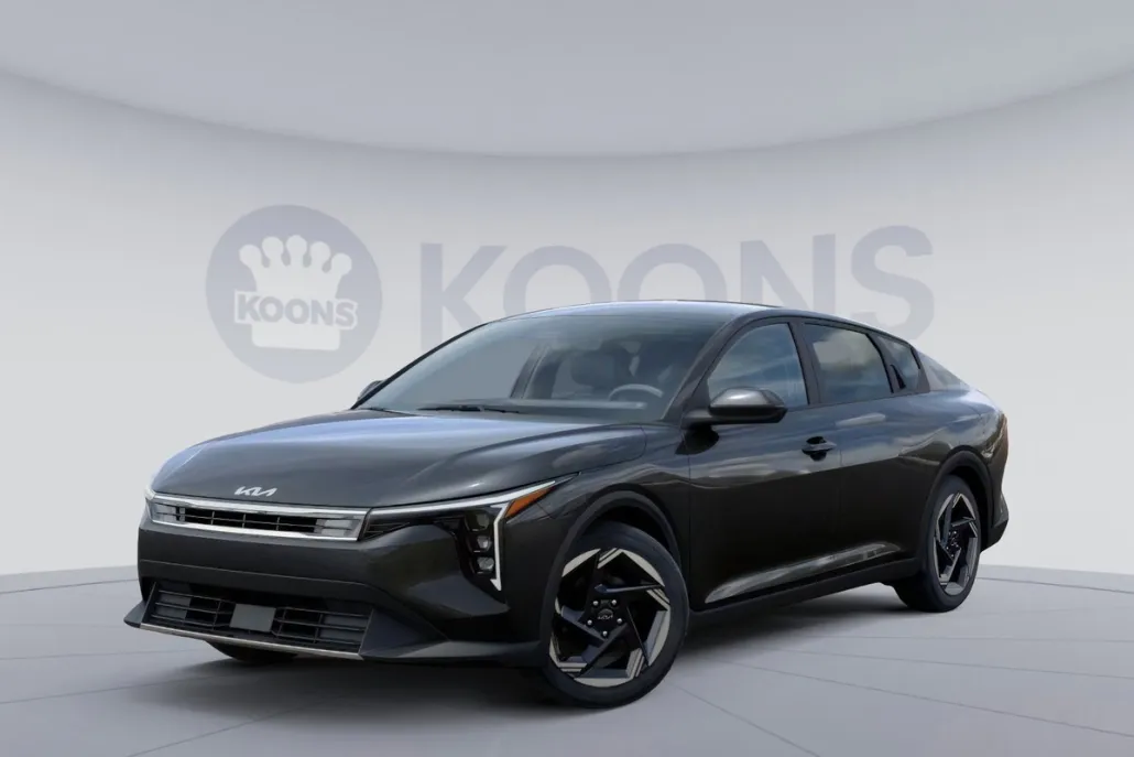 2025 Kia K4 EX photo 1