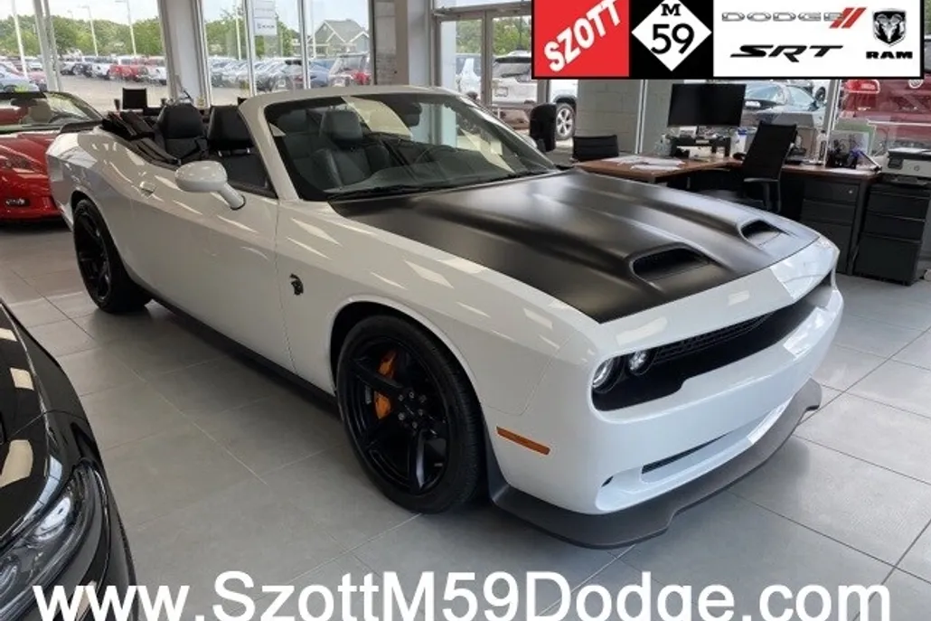 2022 Dodge Challenger SRT8 Hellcat photo 1