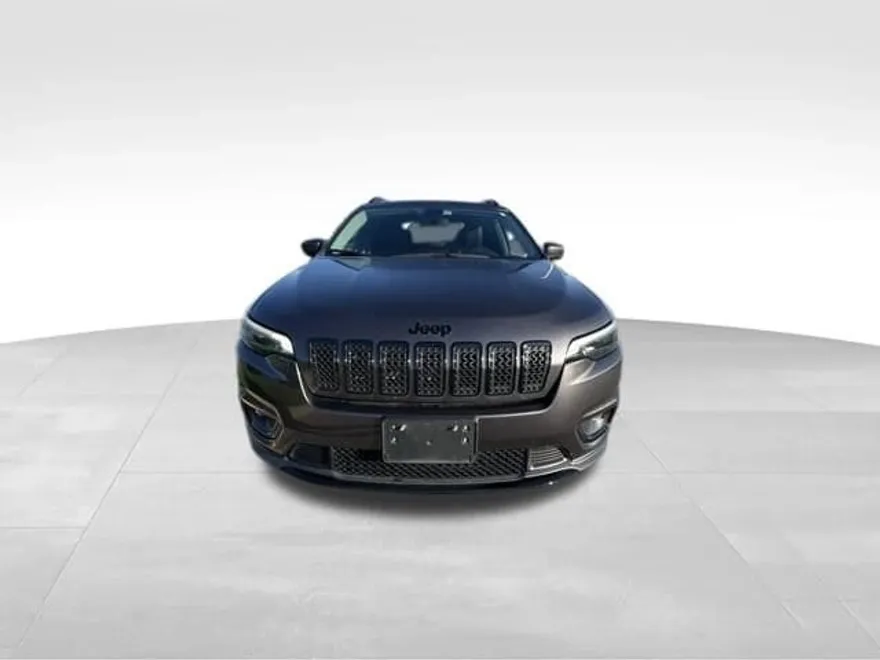 2020 Jeep Cherokee Altitude photo 1