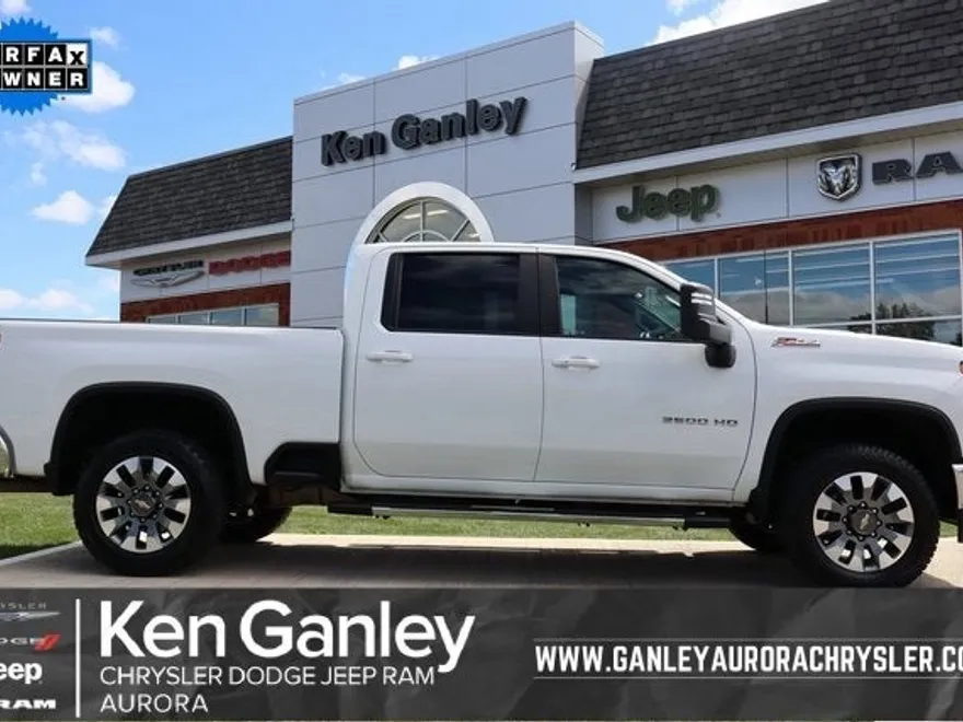 2022 Chevrolet Silverado 2500HD LT photo 1
