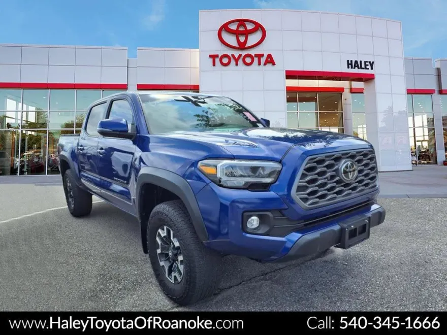 2023 Toyota Tacoma TRD Double Cab V6 photo 1