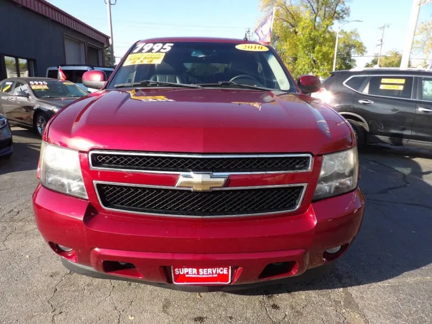2010 Chevrolet Tahoe LT photo 1