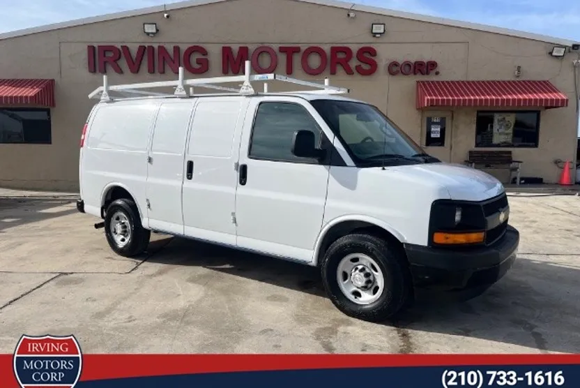 2017 Chevrolet Express Cargo Van photo 1