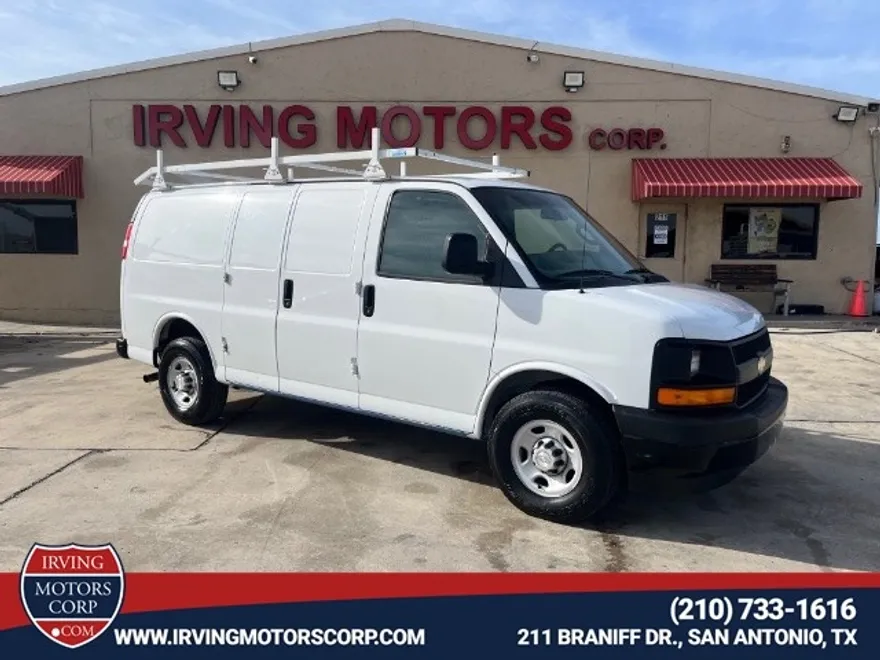 2017 Chevrolet Express Cargo Van photo 1