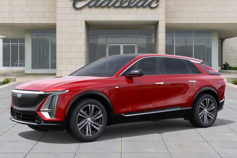 2026 Cadillac Lyriq Luxury photo 1