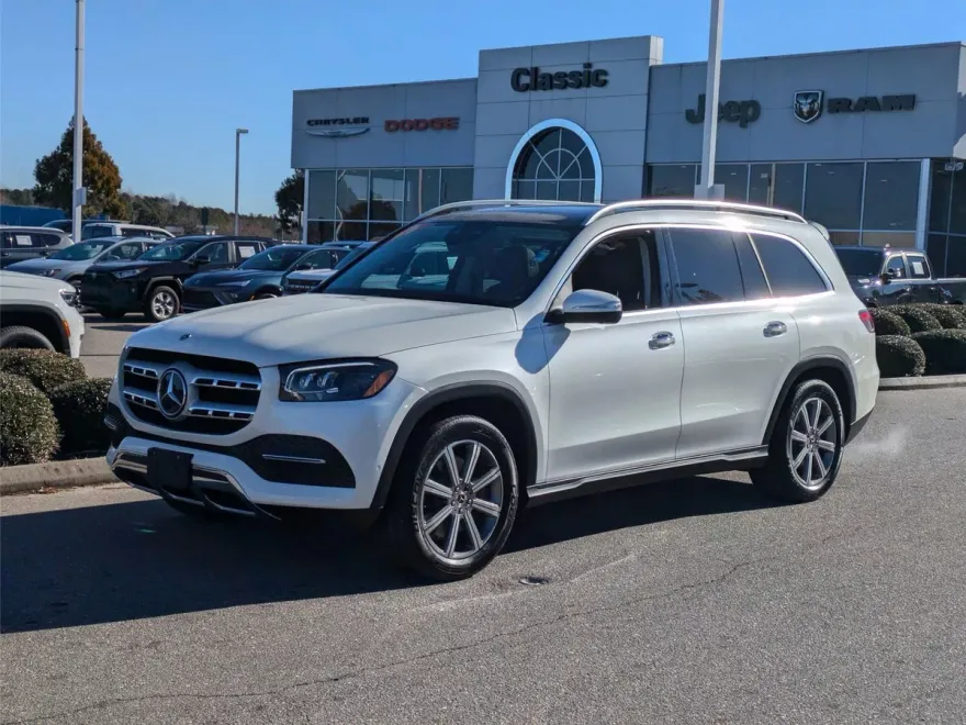 2023 Mercedes Benz GLS 450 4MATIC photo 1