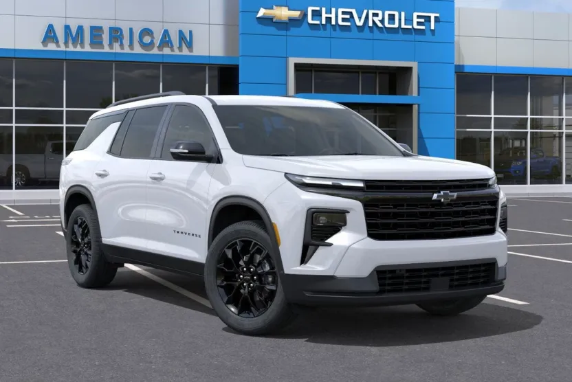 2026 Chevrolet Traverse photo 1