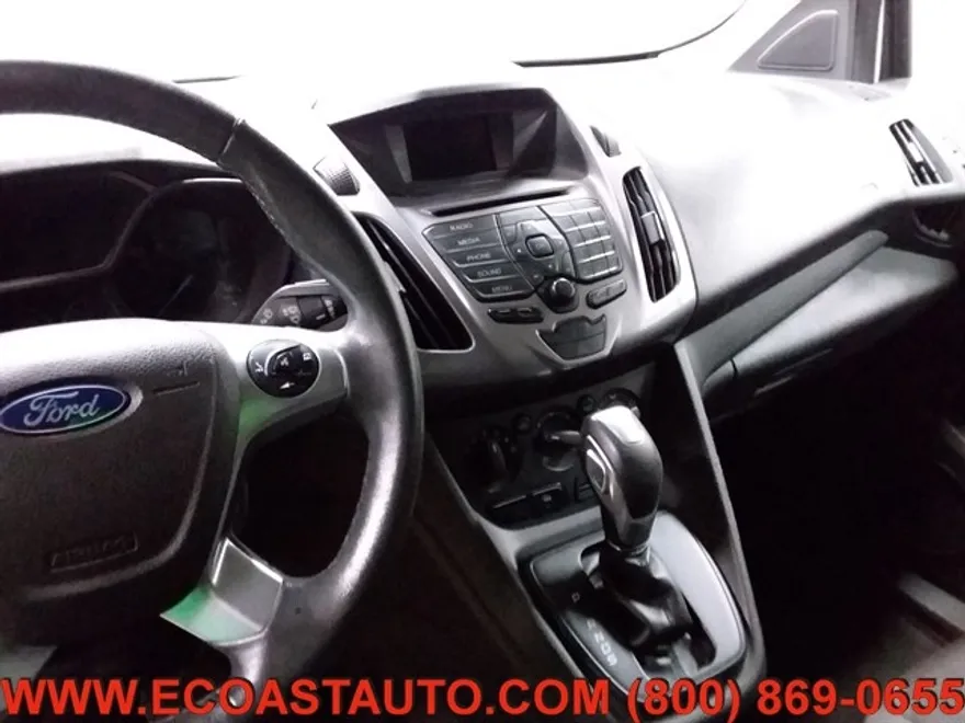 2015 Ford Transit Connect XLT photo 12