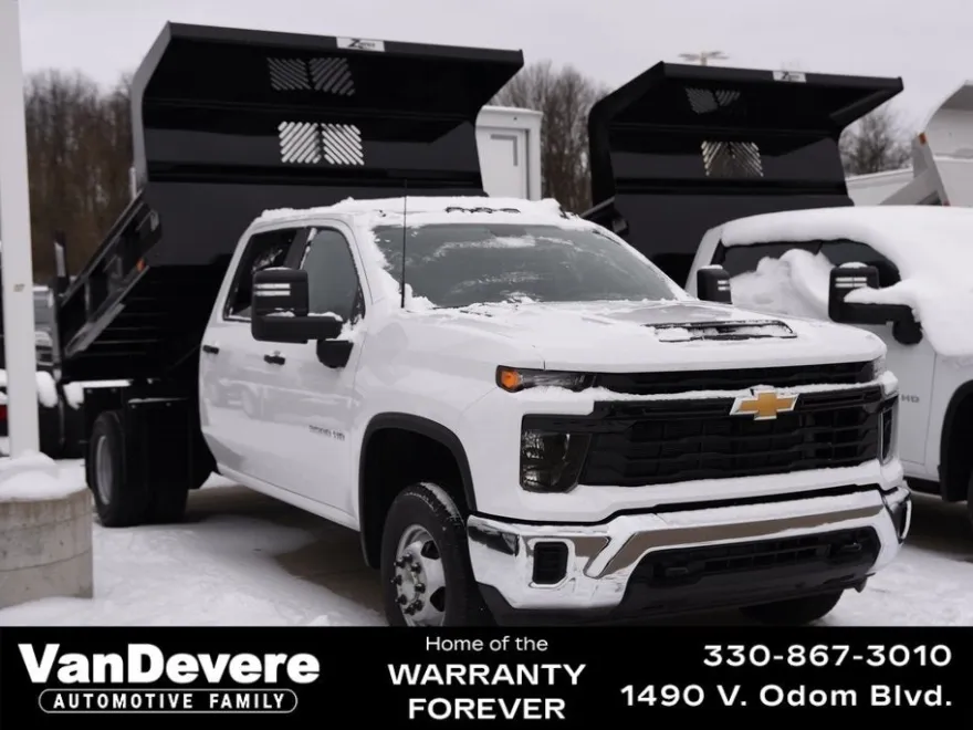 2024 Chevrolet Silverado 3500HD Work Truck photo 1