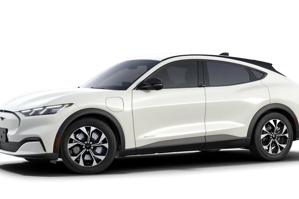 2025 Ford Mustang Mach-E Select photo 1