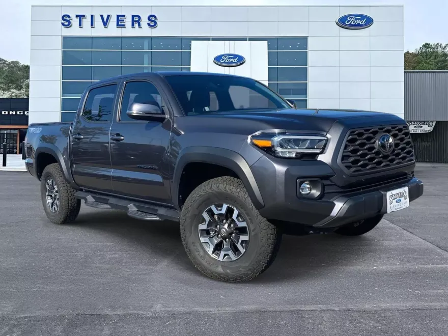 2022 Toyota Tacoma TRD Off-Road V6 photo 1