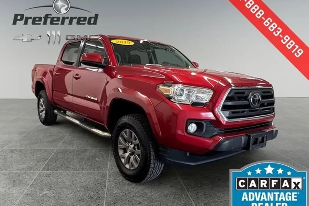 2019 Toyota Tacoma SR5 V6 photo 1
