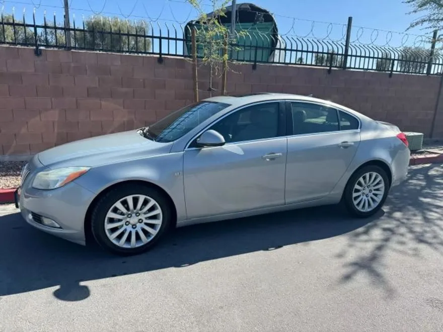 2011 Buick Regal CXL photo 1