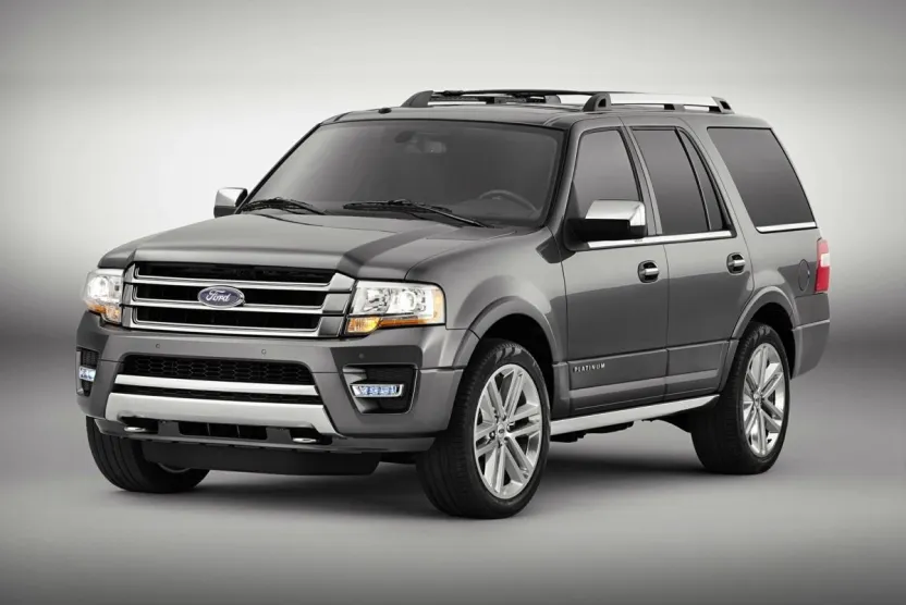 2017 Ford Expedition XLT photo 1