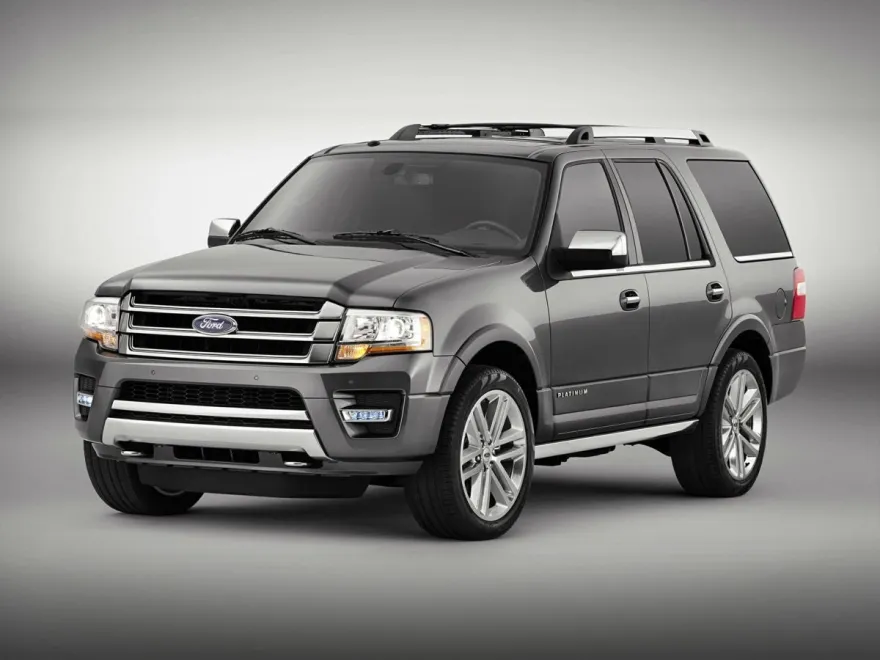 2017 Ford Expedition XLT photo 1