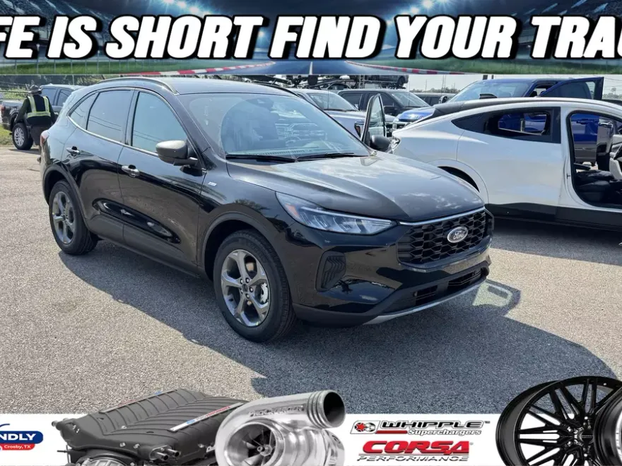 2026 Ford Escape ST-Line photo 1
