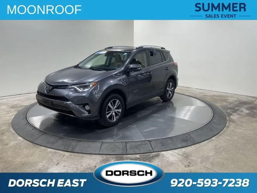 2018 Toyota RAV4 XLE photo 1
