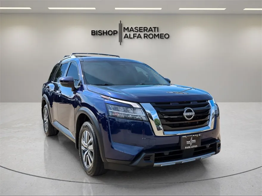 2024 Nissan Pathfinder SL photo 1