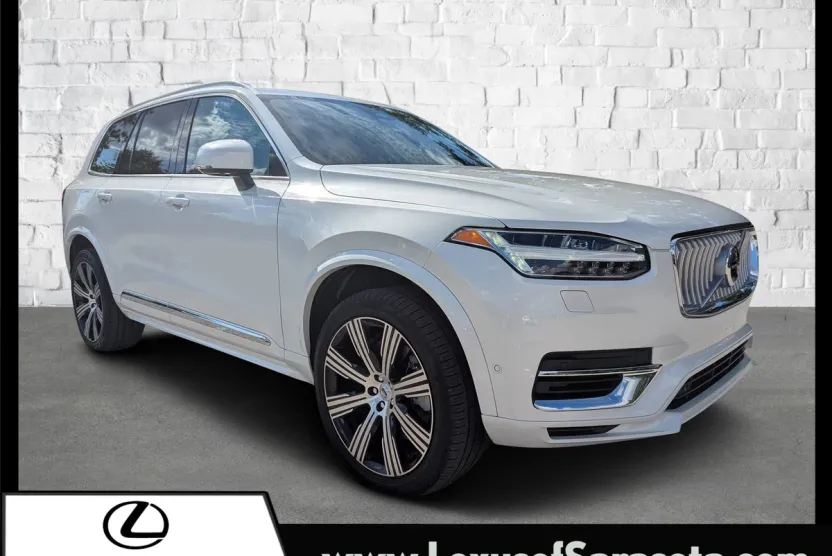 2025 Volvo XC90 photo 1