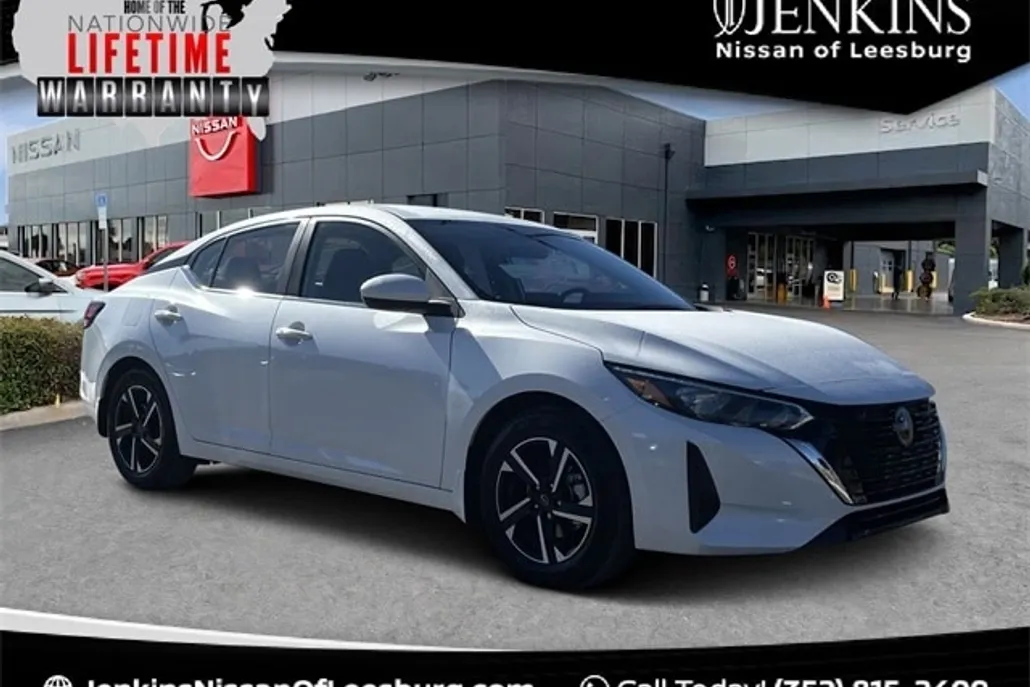 2025 Nissan Sentra SV photo 1