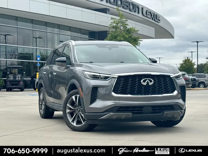 2022 Infiniti QX60 Luxe photo 1