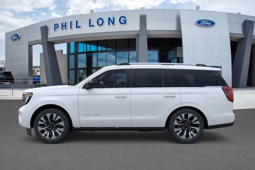 2025 Ford Expedition Platinum photo 1