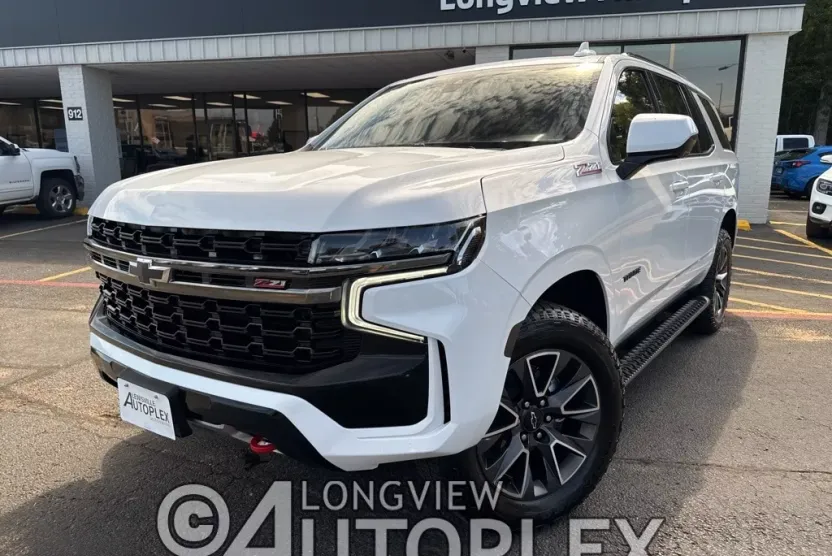2021 Chevrolet Tahoe Z71 photo 1