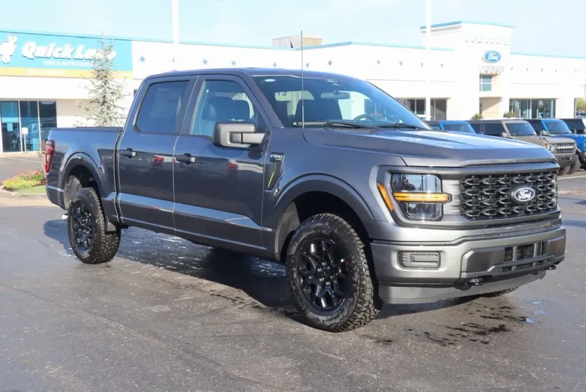 2025 Ford F-150 STX photo 1