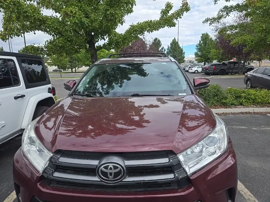 2018 Toyota Highlander XLE photo 1