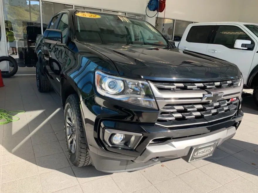 2022 Chevrolet Colorado Z71 photo 1